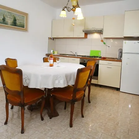 Boro - Three Bedroom With Sea View Appartement Splitska