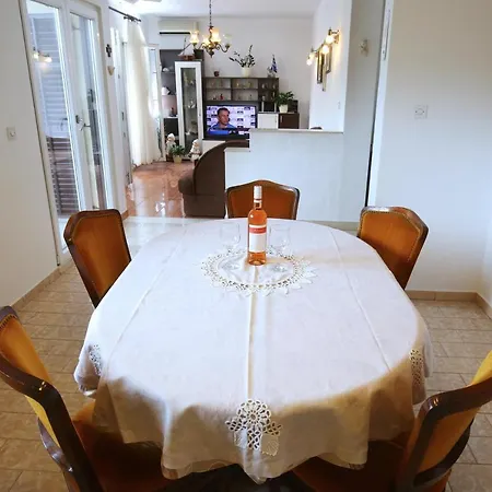 Boro - Three Bedroom With Sea View Appartement *